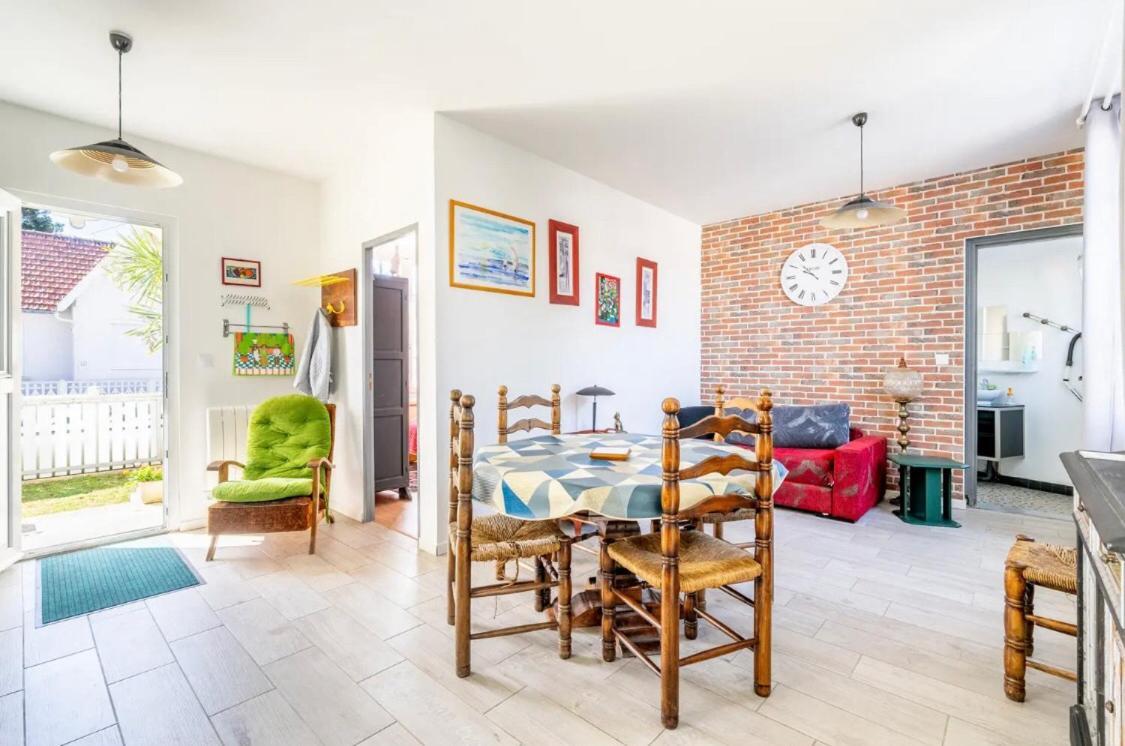 Holiday home Ky-ryce 4 Personnes Saint-Michel-Chef-Chef